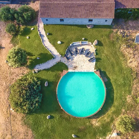With Common Swimming-pool And Outdoor Private Area In 3*