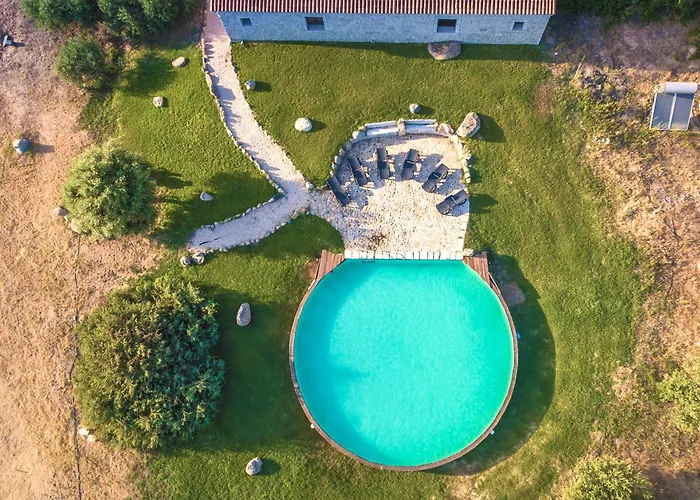With Common Swimming-pool And Outdoor Private Area In 3*